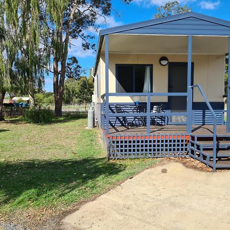 Pinjarra Caravan Park&Cabins Luaran gambar