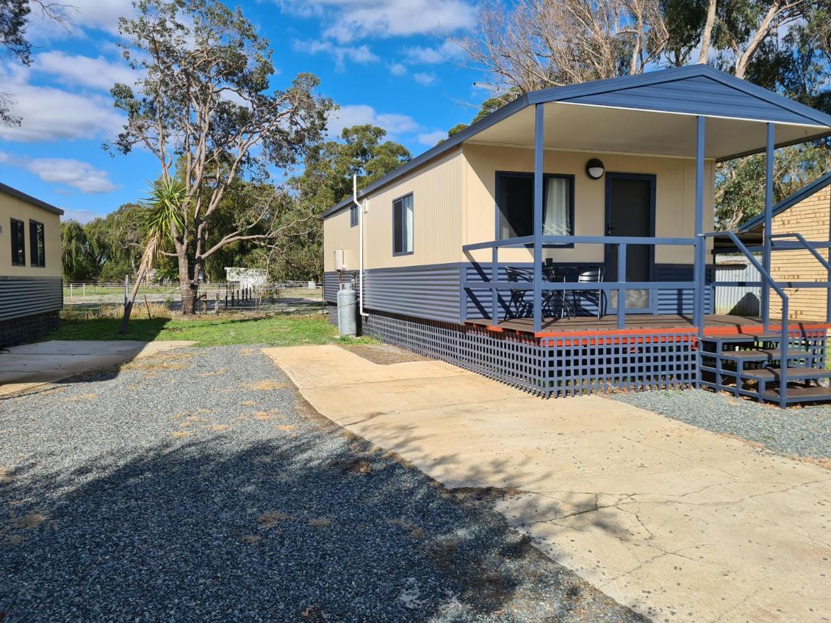 Pinjarra Caravan Park&Cabins Luaran gambar