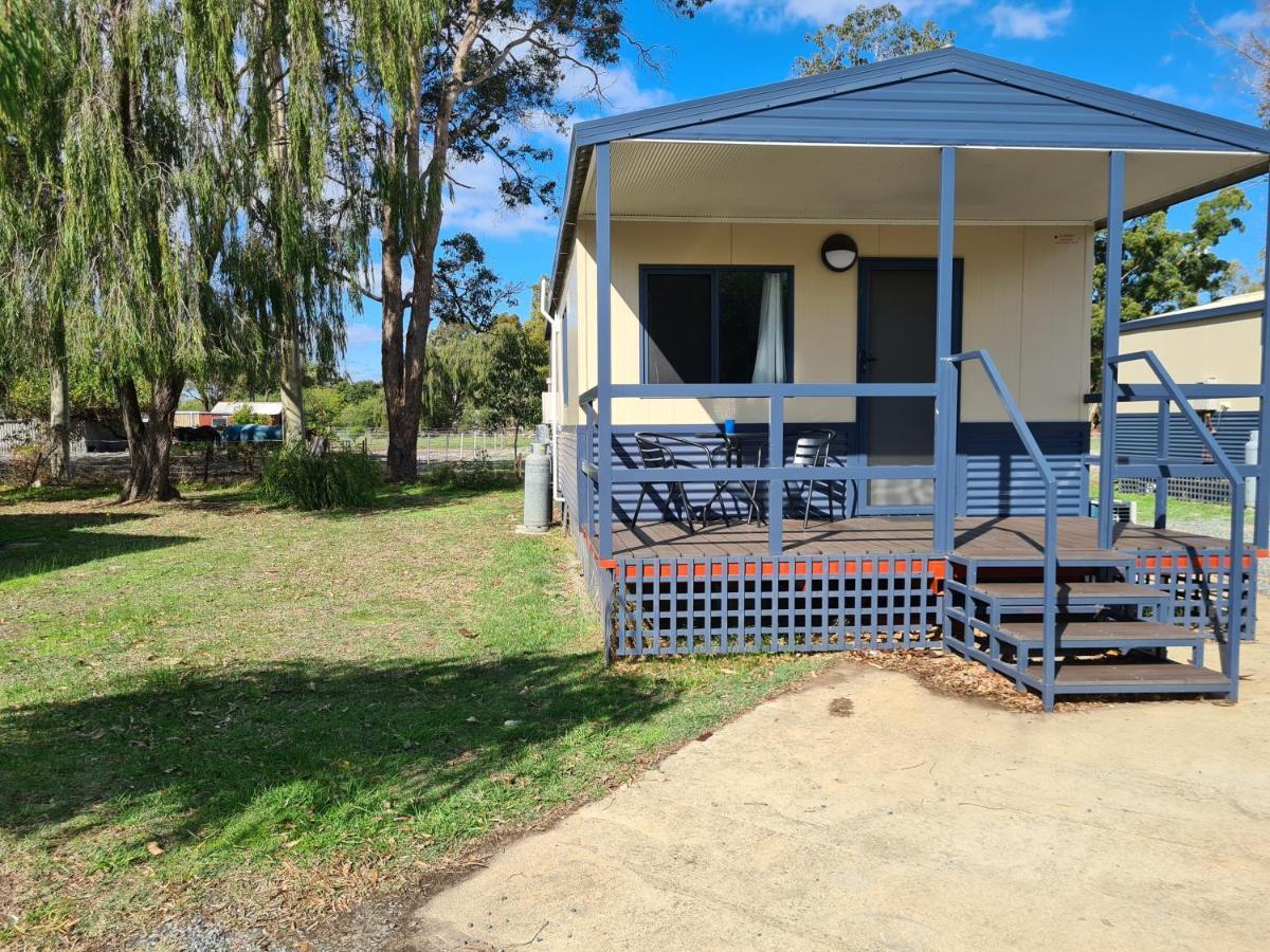 Pinjarra Caravan Park&Cabins Luaran gambar