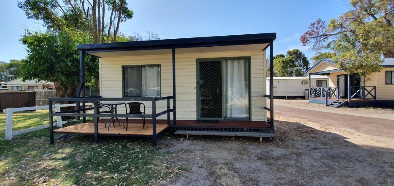 Pinjarra Caravan Park&Cabins Luaran gambar