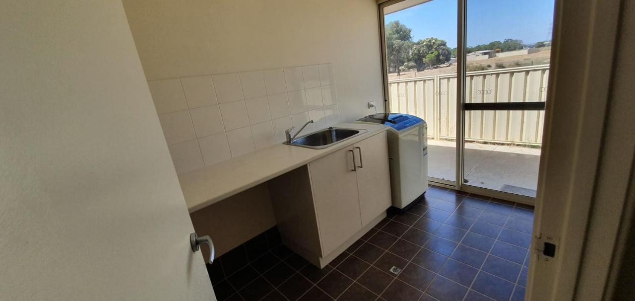 Pinjarra Caravan Park&Cabins Luaran gambar